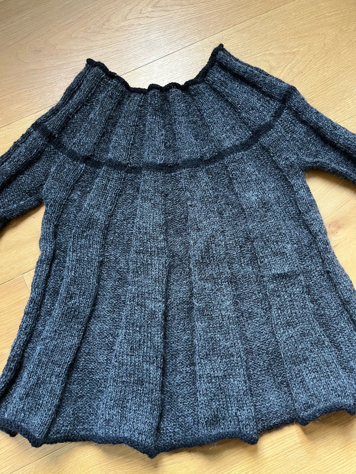 Sweater, Hjemmestrikket, str. 36