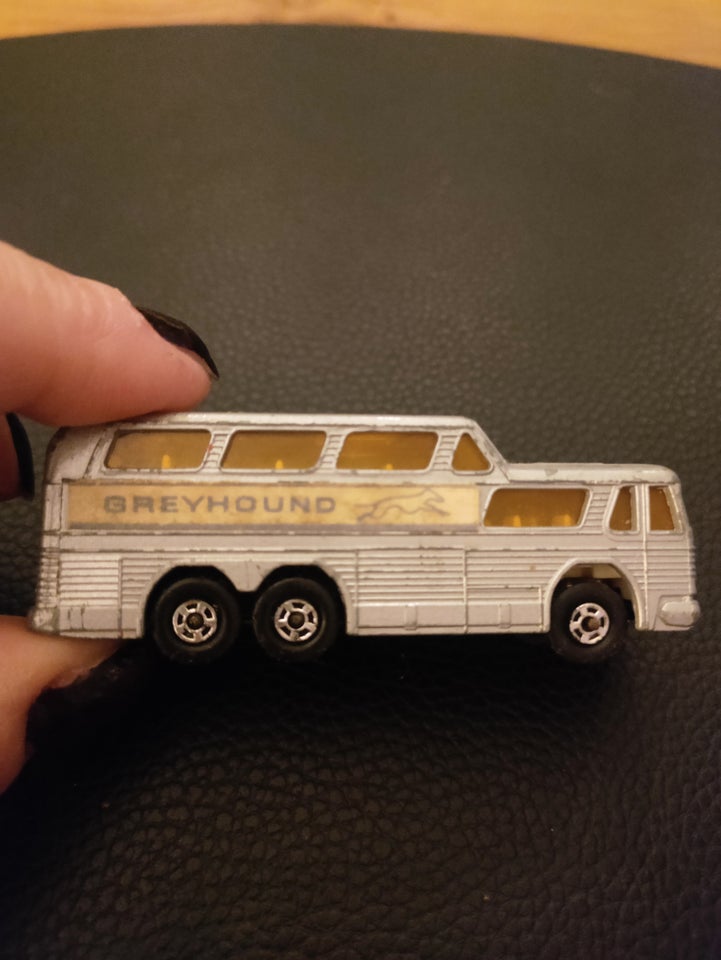 Biler, Modelbil matchbox coach