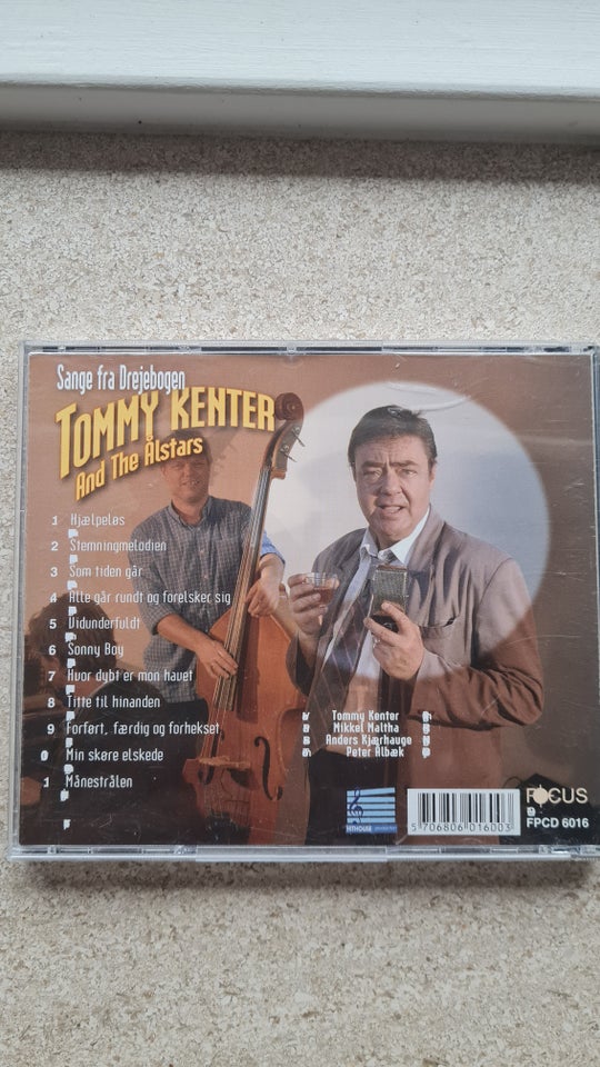 TOMMY KENTER AND THE ÅLSTARS: SANGE