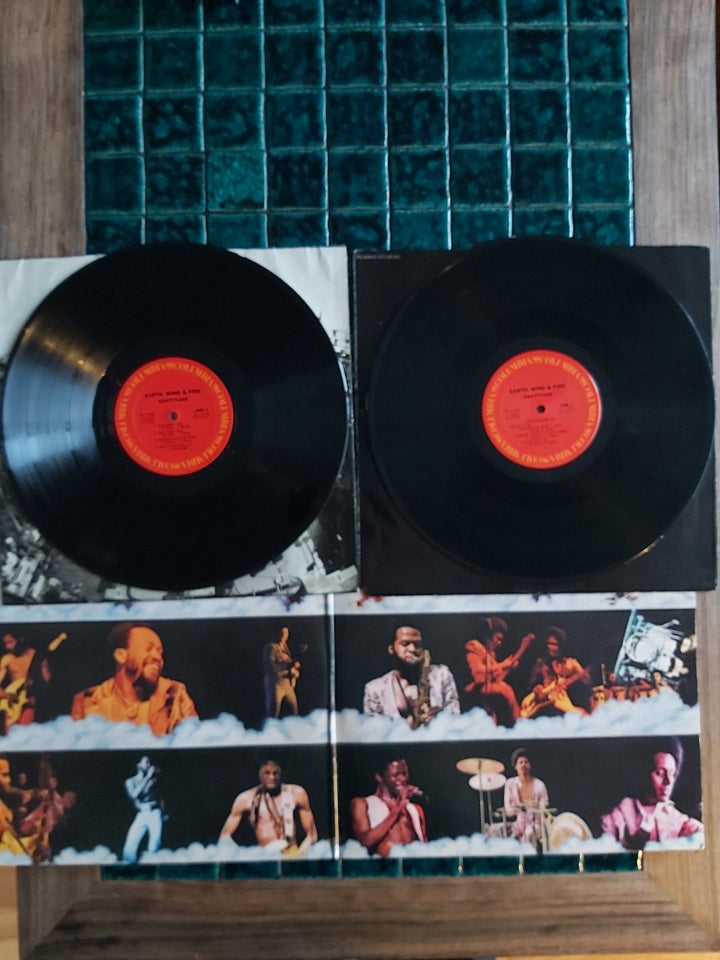 LP, Earth wind and fire, Gratitude