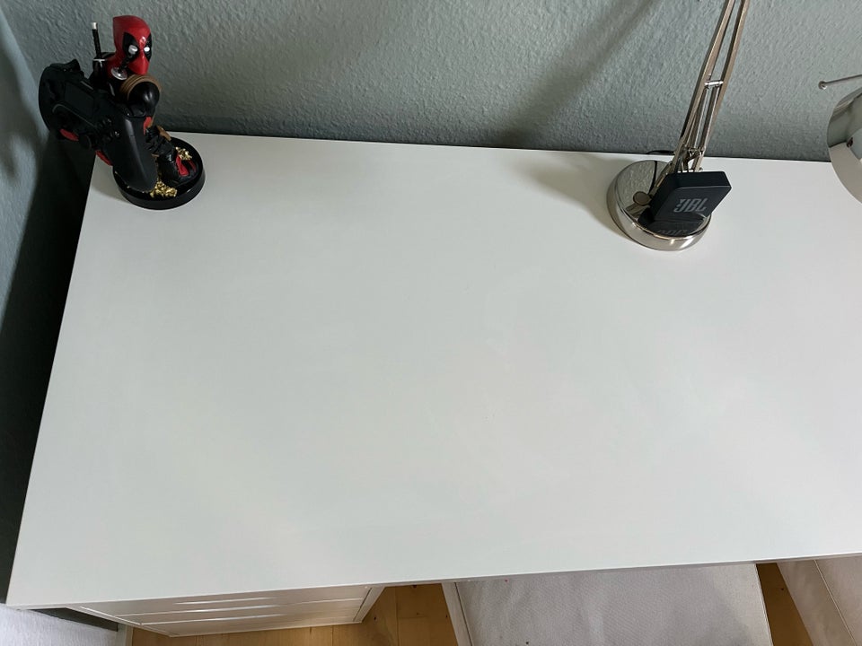 Skrivebord, IKEA, b: 200 d: 60 h: 73