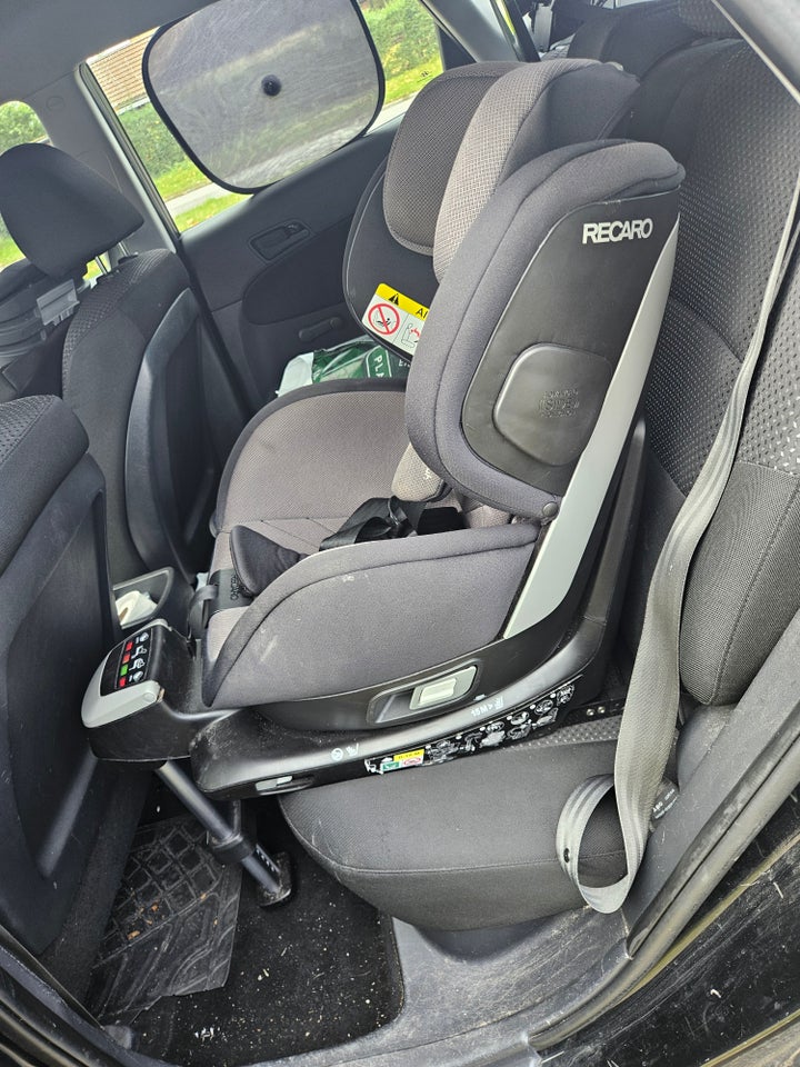 Autostol, Recaro