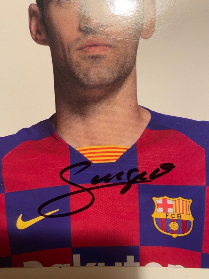 Fodboldtrøje, Busquets autograf