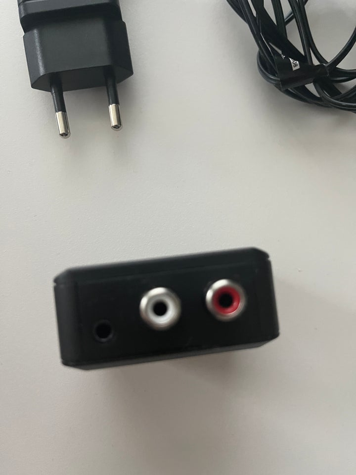 Adapter, Nedis