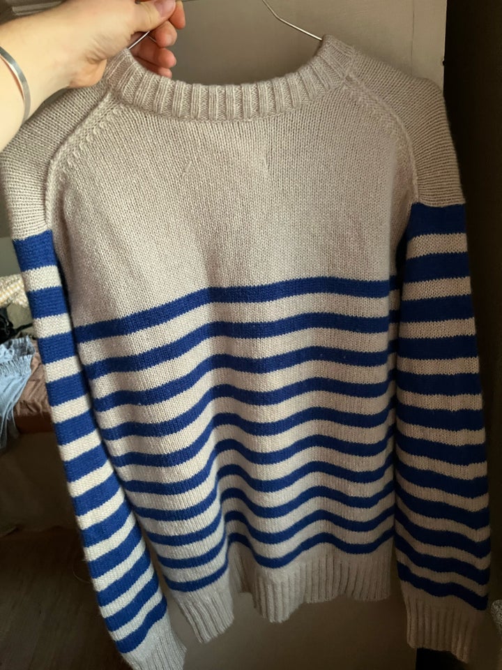 Sweater, Aiayu, str. 36