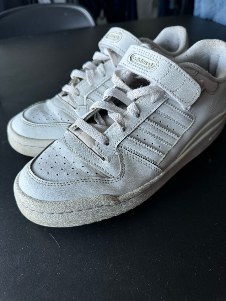 Sneakers, str. 39, Adidas