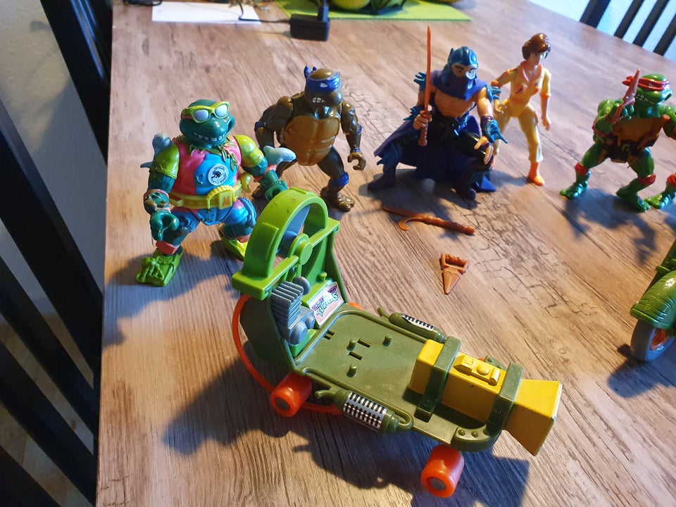 Teenage Mutant Ninja Turtles, Play