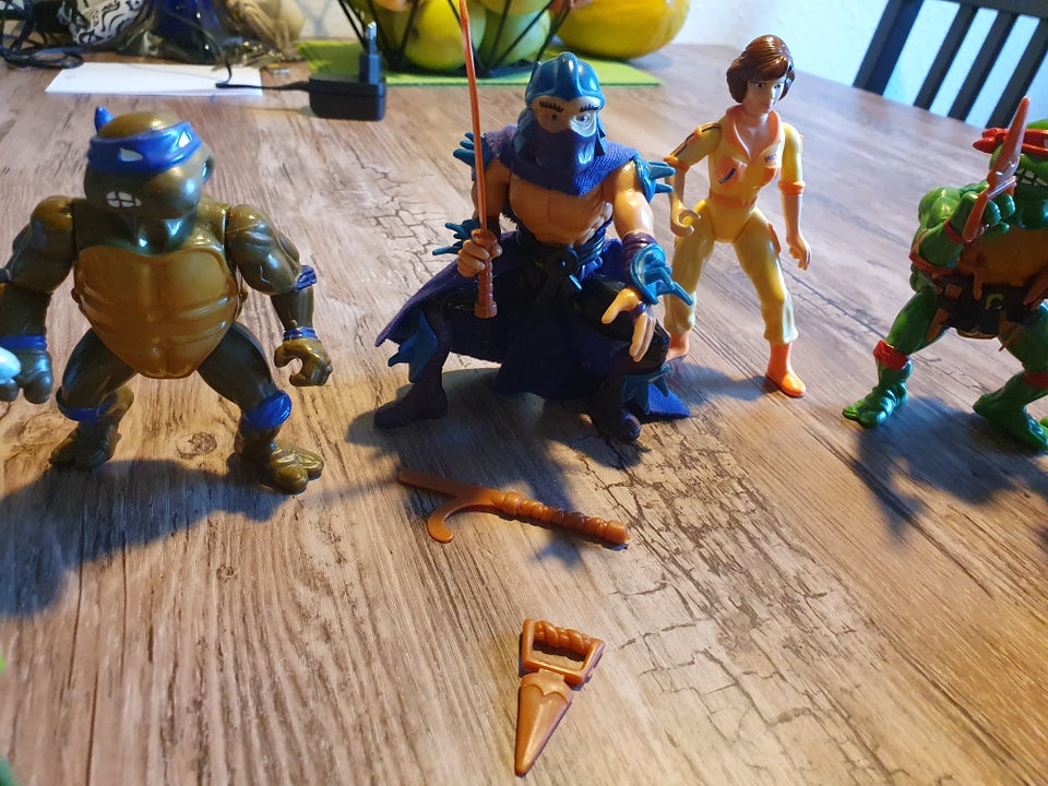 Teenage Mutant Ninja Turtles, Play