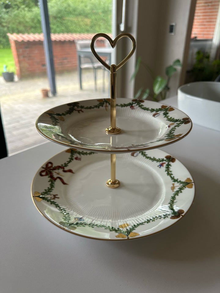 Porcelæn Stjerne riflet etagere 2