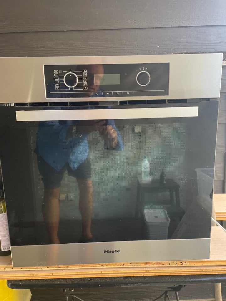 Ovn, Miele H5461BP