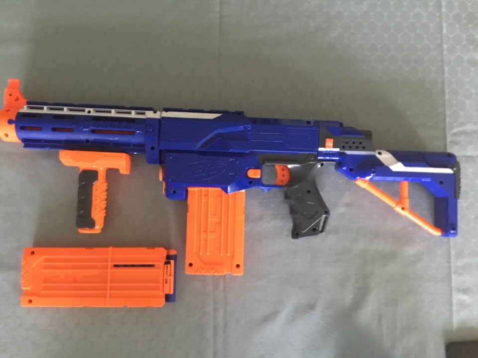 Våben, Nerf Elite Retaliator, Nerf