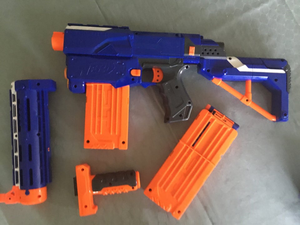 Våben, Nerf Elite Retaliator, Nerf