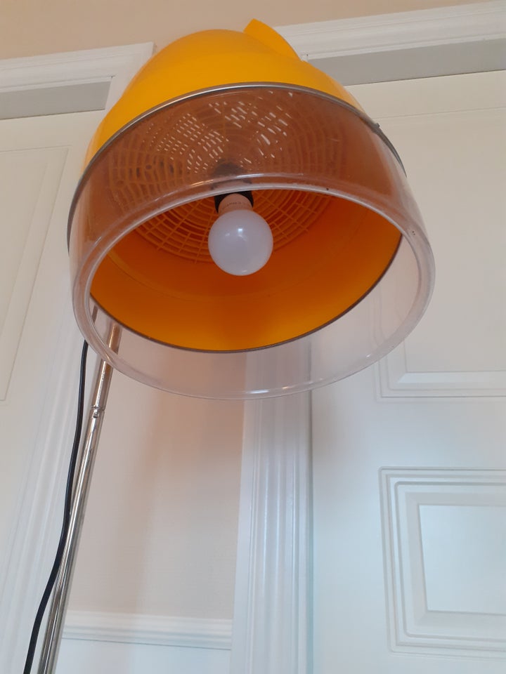 Standerlampe