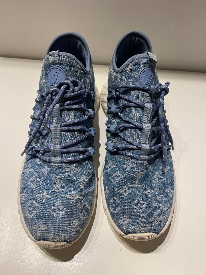 Sneakers, Louis Vuitton, str. 43