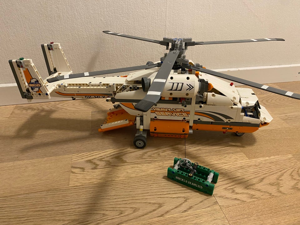 Lego Technic, Sæt 42052