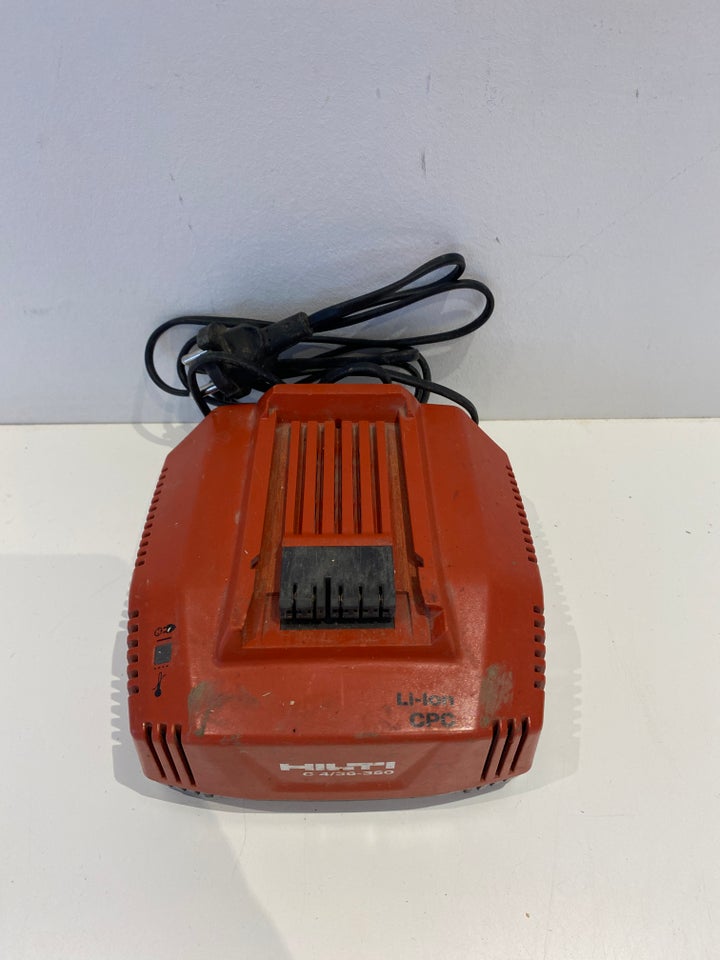 Lader, Hilti