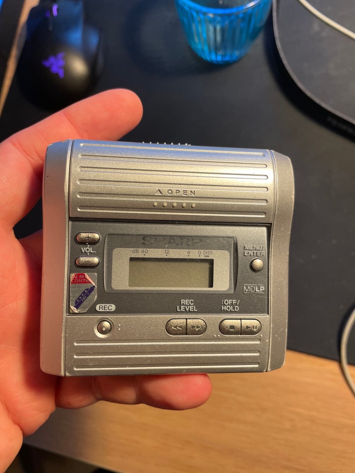 Minidisc afspiller, Sharp,