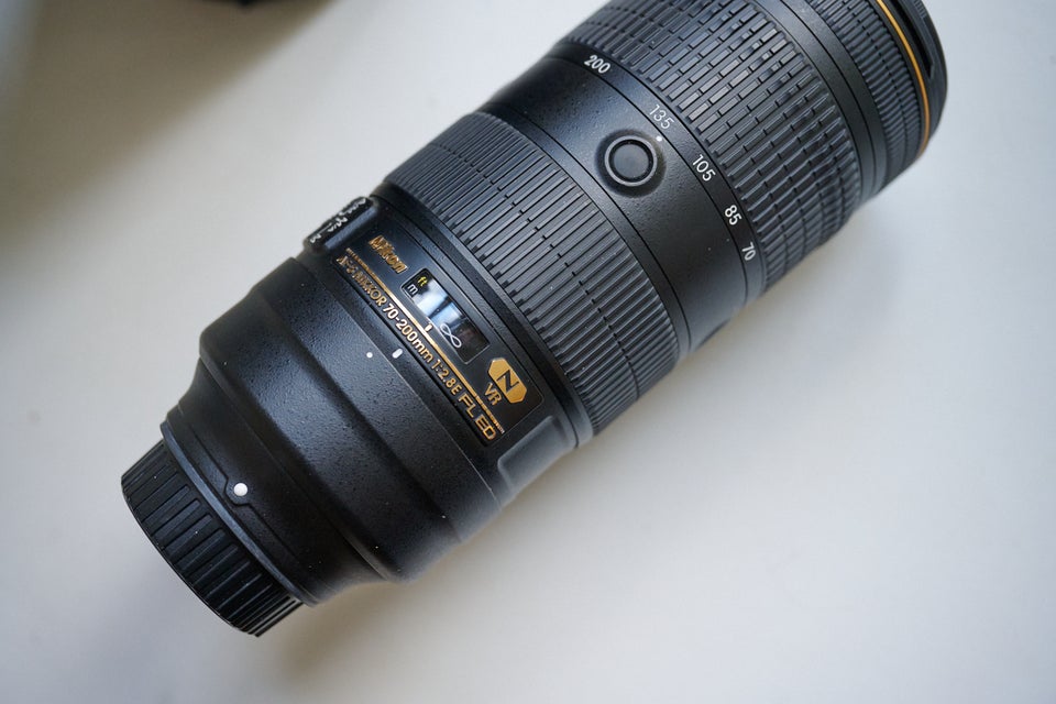 Nikon AF-S 70-200MM F/2,8 E ED VR ,