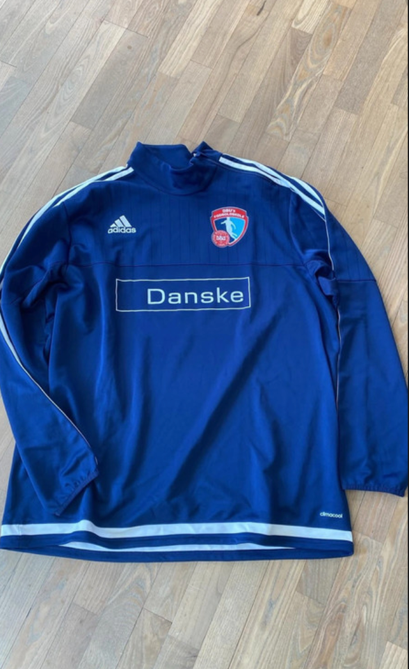 Fodboldtrøje, Adidas