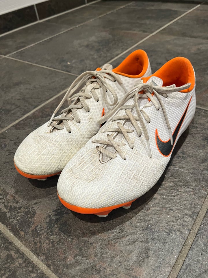 Fodboldstøvler, Nike Mercurial,