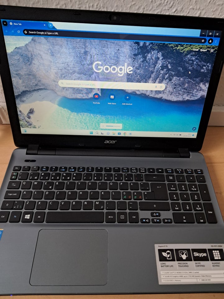 Acer Aspire E15 Intel i 3-4030U