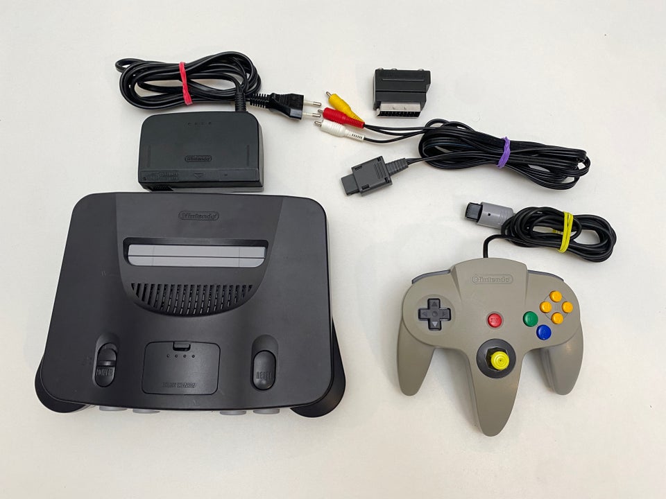 Nintendo 64, NUS-001 (EUR), God