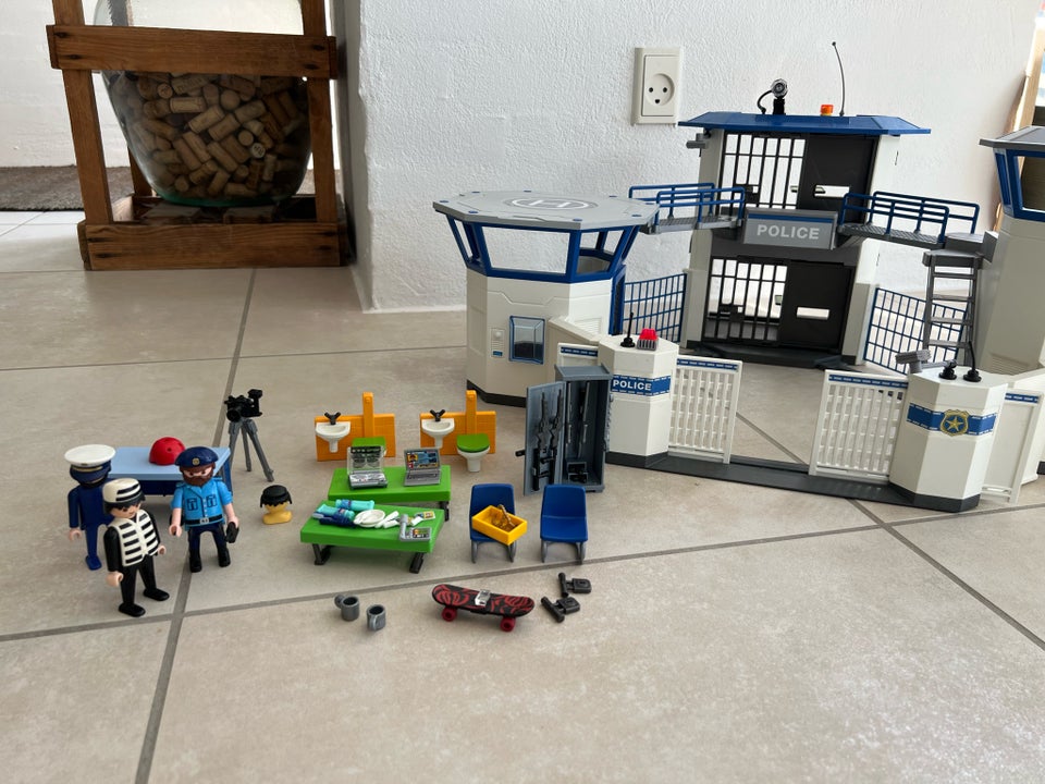 Playmobil, Politfængsel,