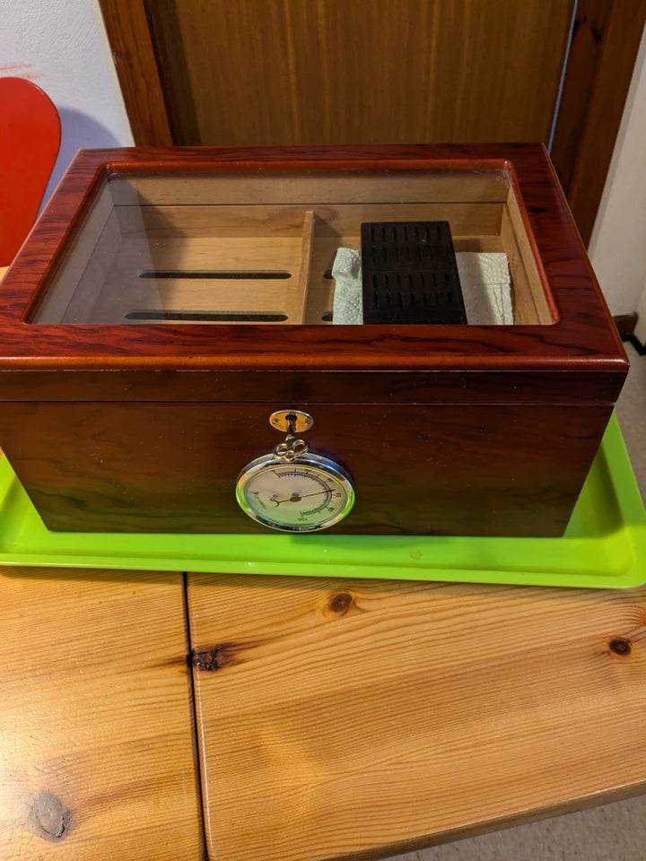 Cigartilbehør, Humidor stor