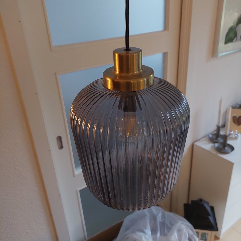 Anden loftslampe, Ikea