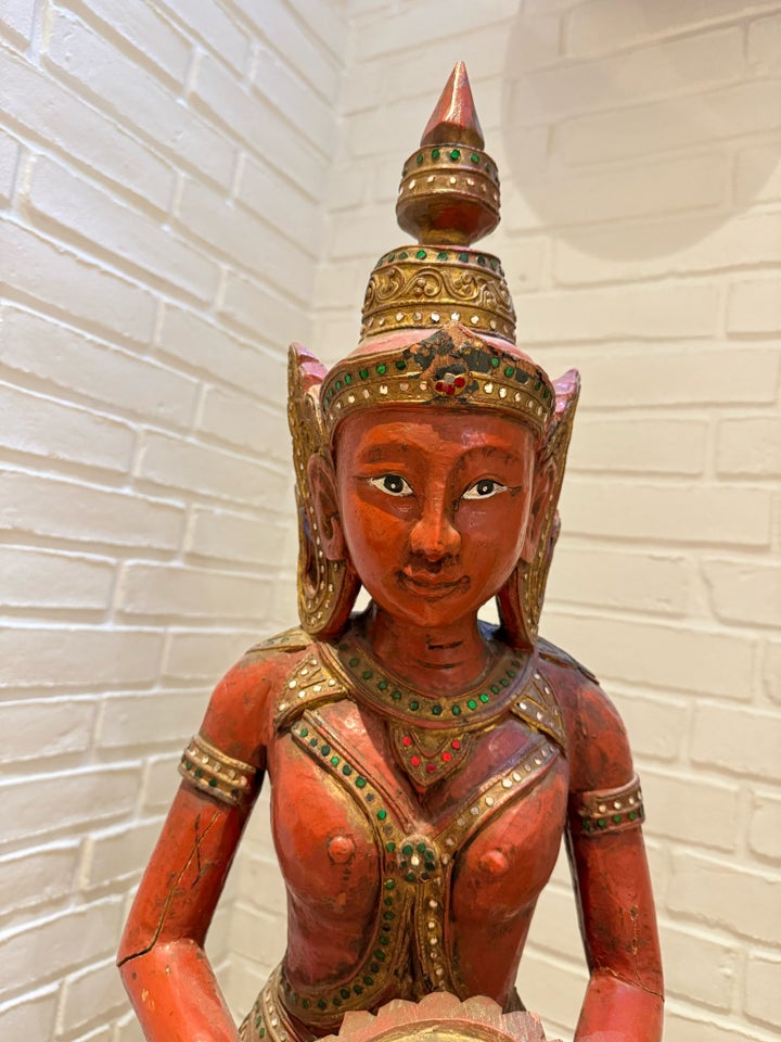 Thai-/ Burmesisk figur, Træ