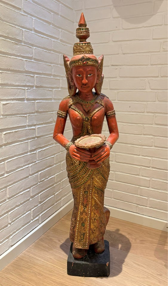 Thai-/ Burmesisk figur, Træ