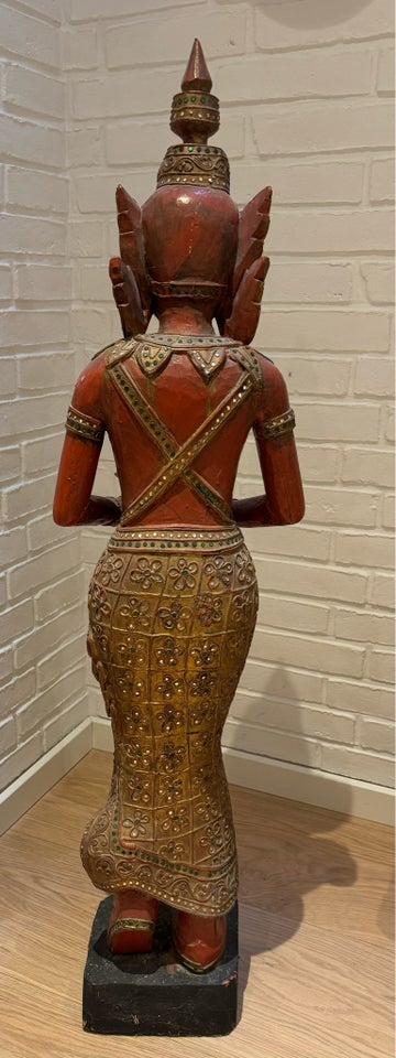 Thai-/ Burmesisk figur, Træ