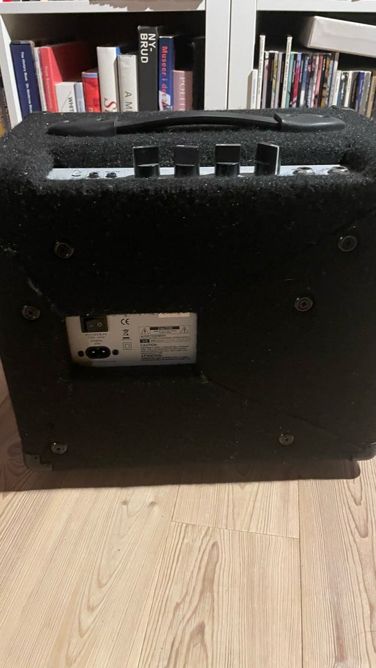 Basamplifier, Warwick, 20 W