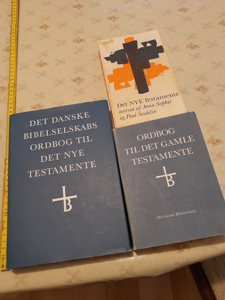 Bibel og ordbøger, Det danske