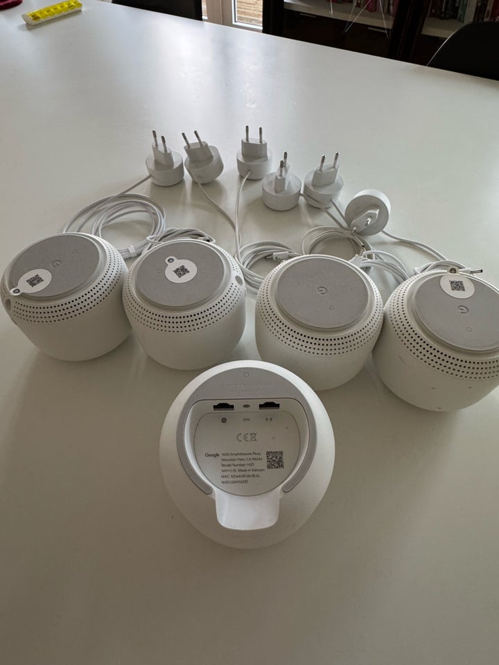 Router, wireless, Google Nest