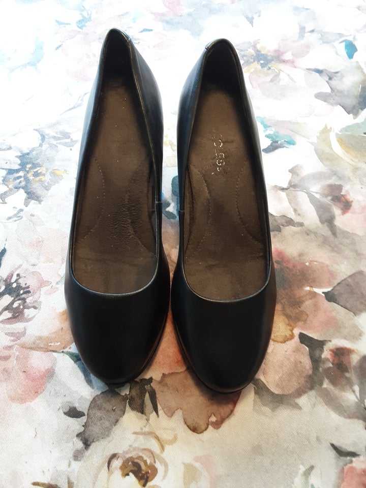 Pumps, str. 38, Aerosoles