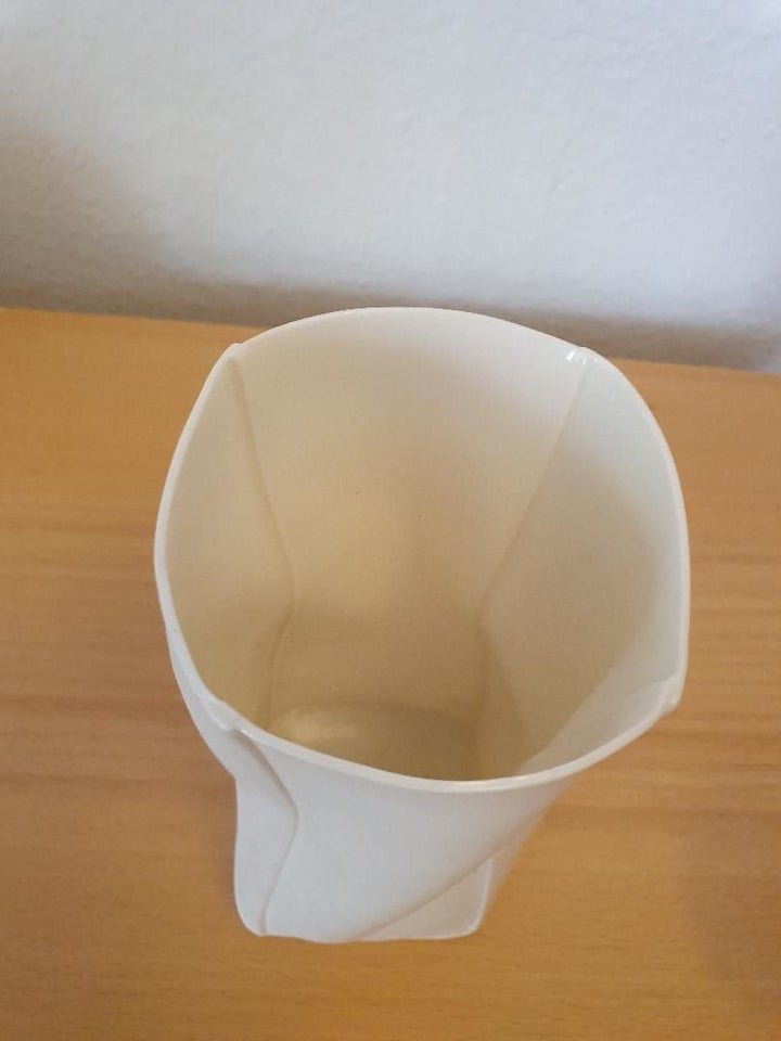 Vase, Vase