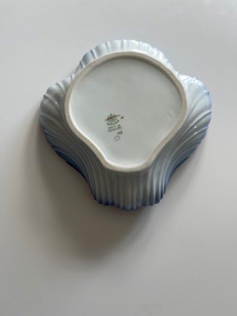 Porcelæn Mågestel Med Guldkant