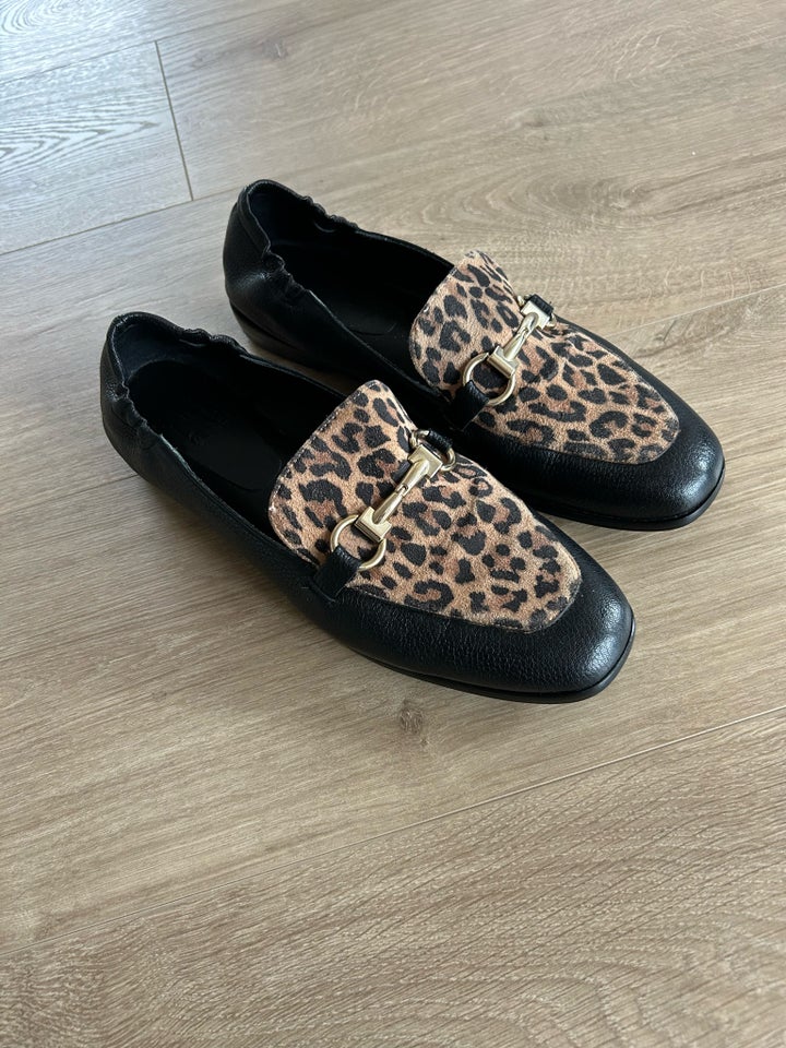 Loafers, str. 40, Billi bi