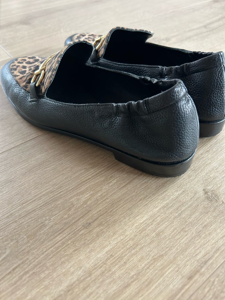 Loafers, str. 40, Billi bi