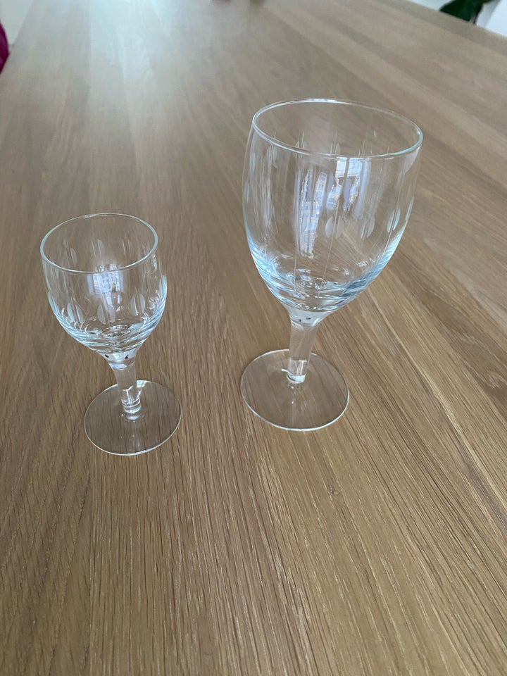 Glas Rødvin og portvin