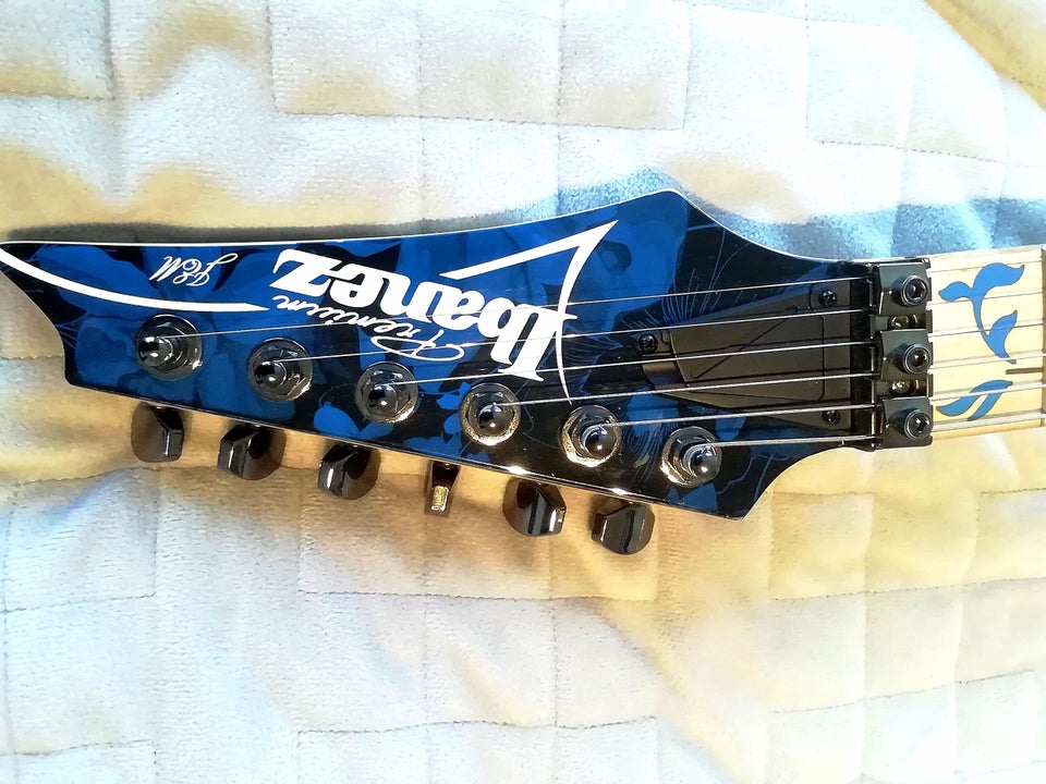 Elguitar, Ibanez Jem77pBlue