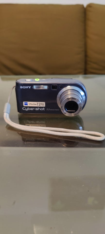 Sony 72 megapixels 3 x optisk