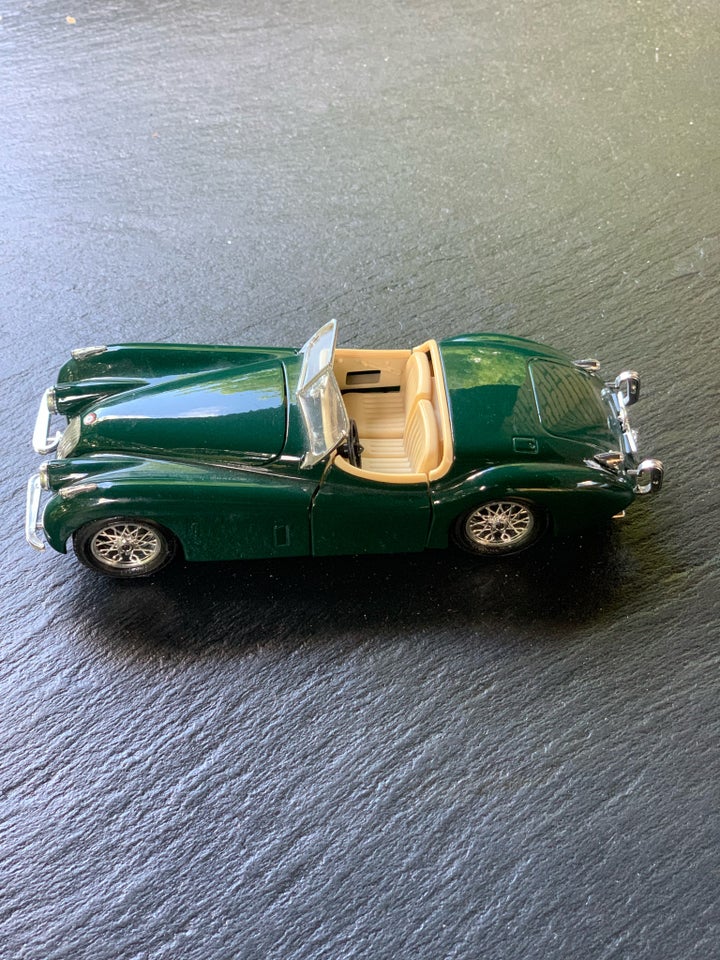 Modelbil, Jaguar XR 120 Roadster ,