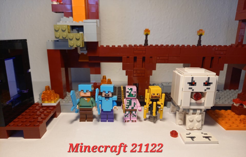 Lego Minecraft 21122