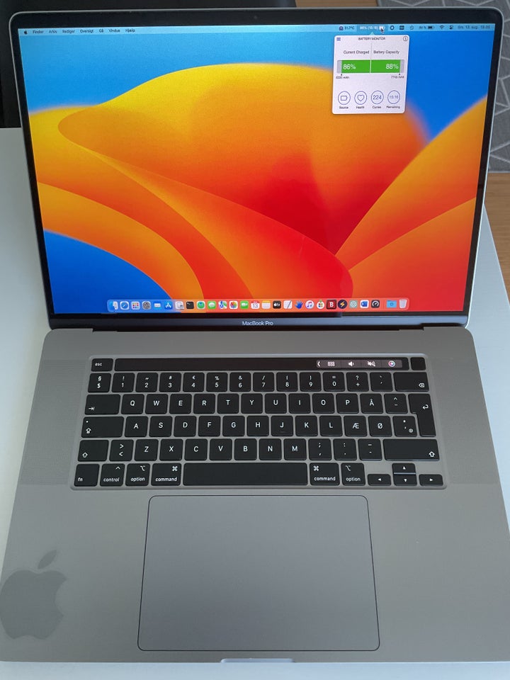 MacBook Pro, MacBook Pro 16, 16 GB