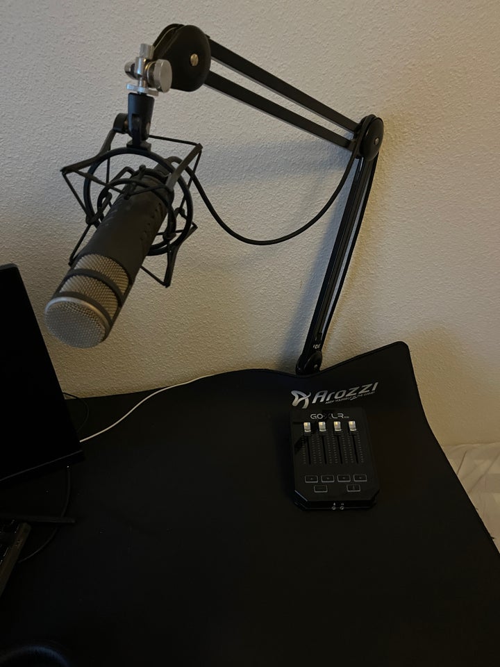 Røde pro podcast mikrofon, goxlr,