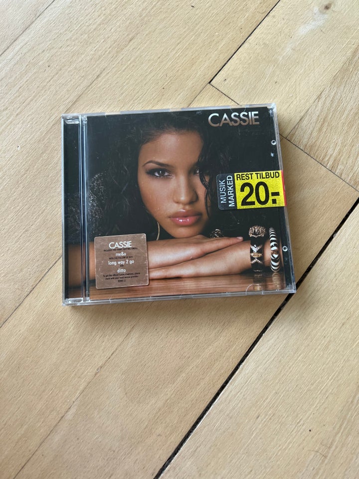 Cassie: Cassie  RB