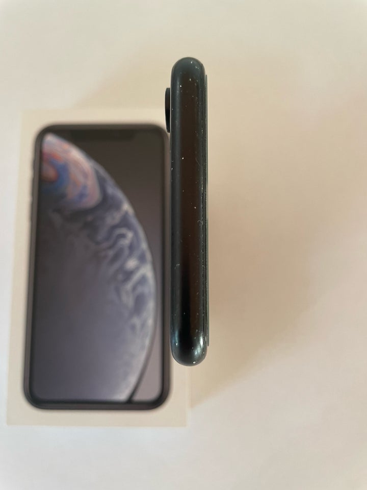 iPhone XR, 64 GB, sort