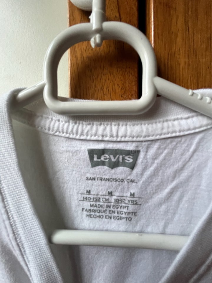 T-shirt, Tshirt, Levis